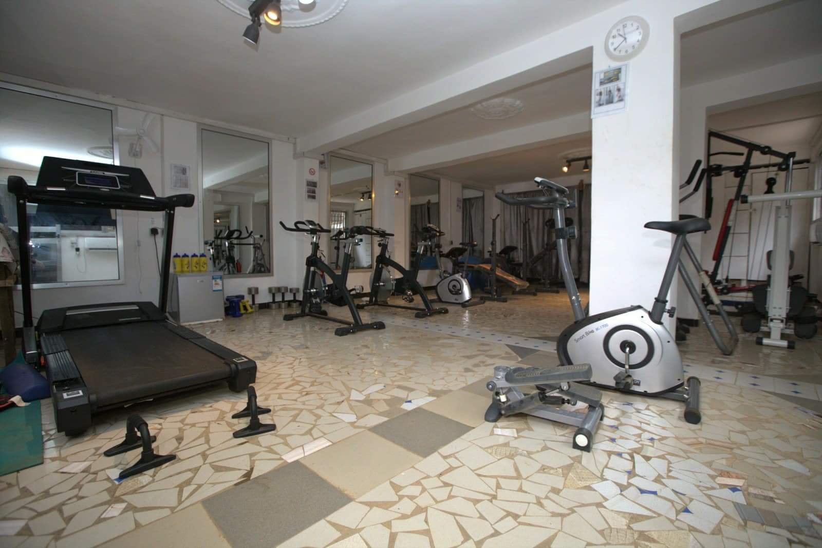 SUITE DEUX CHAMBRE SALON