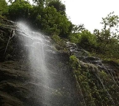 Image du site Grottes et Falaises de Kindia