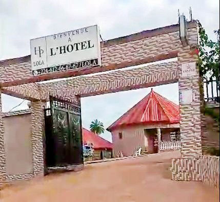 HOTEL PRINCE DE LOLA