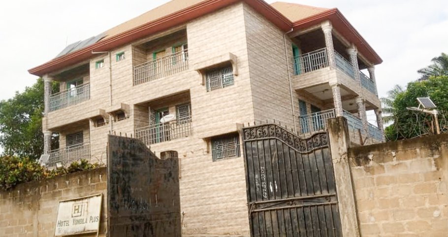 HOTEL MANIMOU YOMBILA