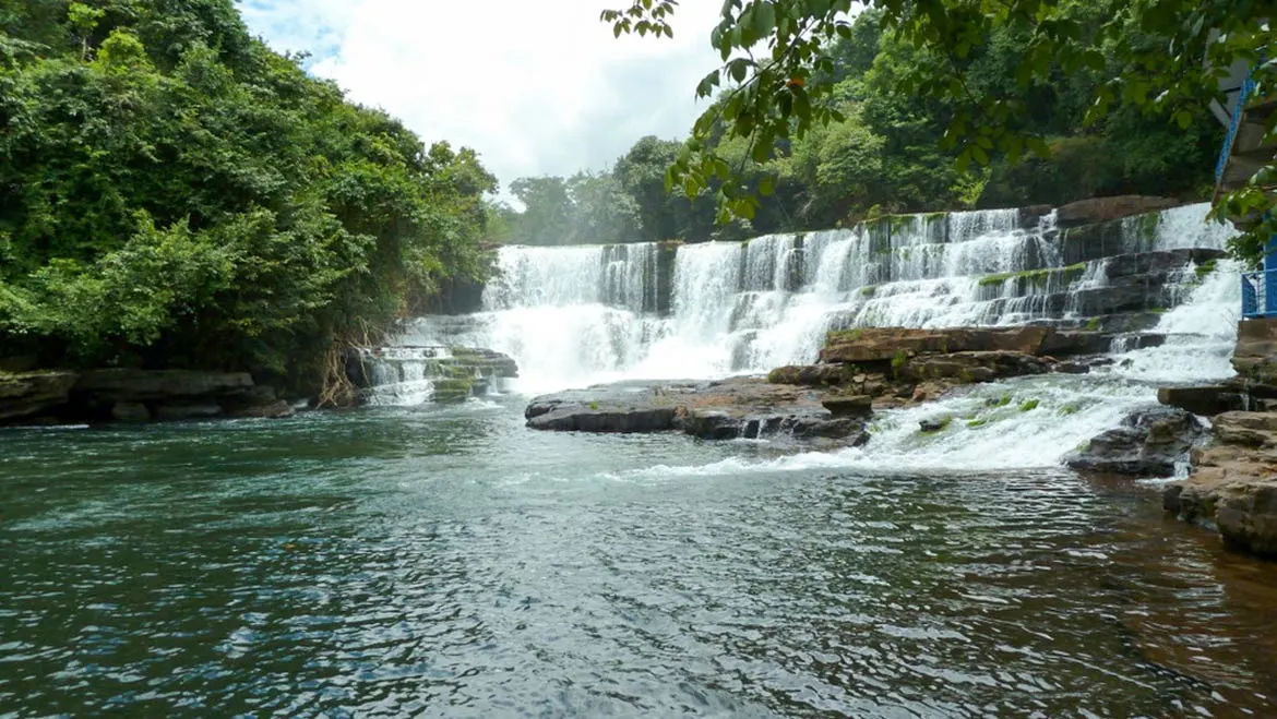 LES CASCADES DE SOUMBA