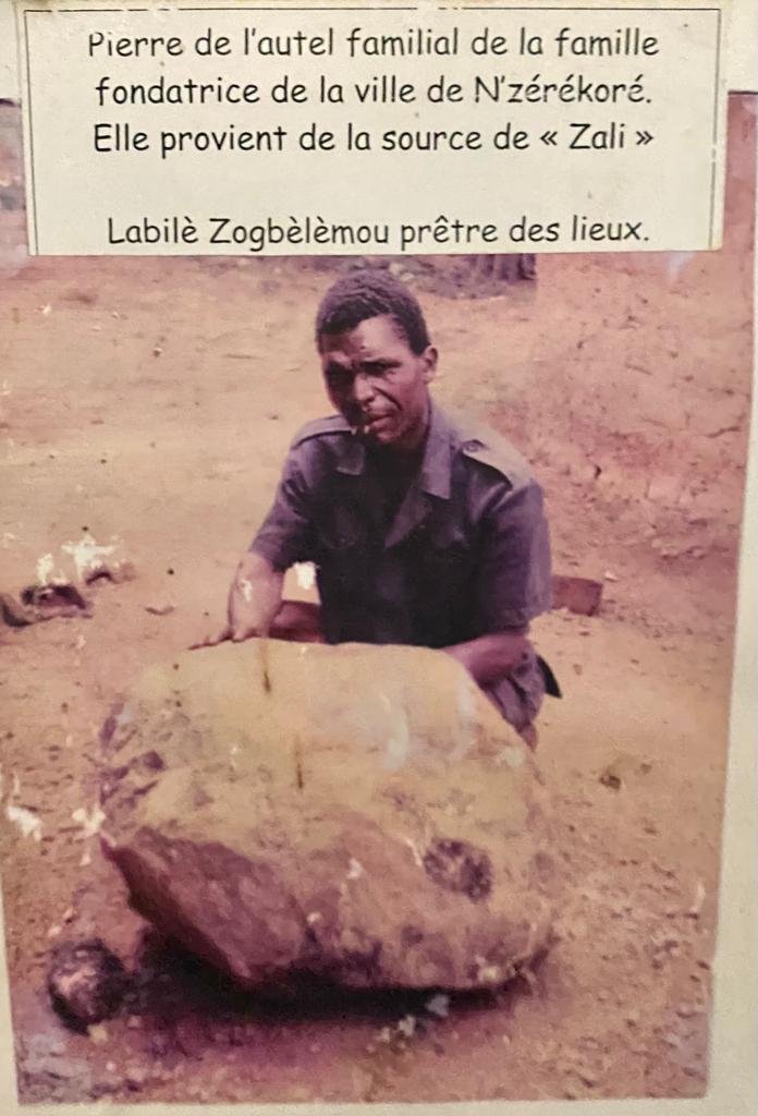 LA SOURCE DE ZALY